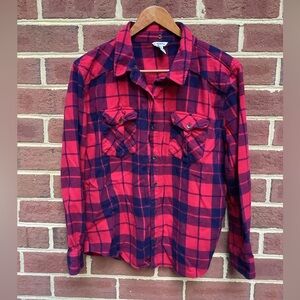 EUC Forever 21 Red and Blue Plaid Button-Up Flannel Shirt M